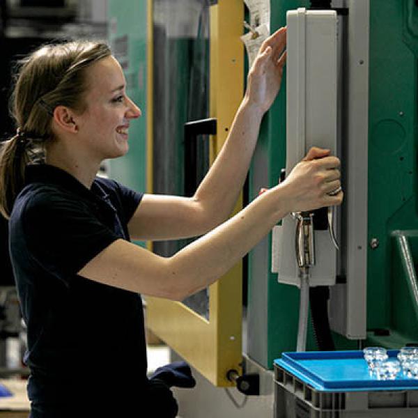 Discover interesting opportunities in a sustainably growing company at LEITZ-PARK Wetzlar.