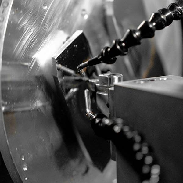 Use of finest diamond cutting tools